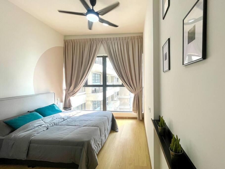 Simple Seaview Near Ciq 2b2b Johor Bahru