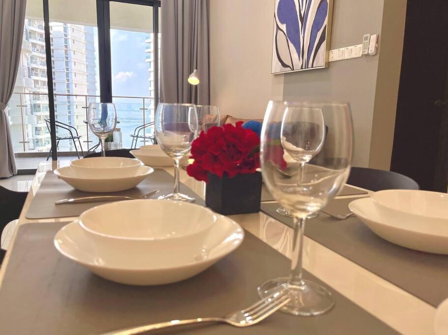 Apartment Simple Seaview Near Ciq 2b2b