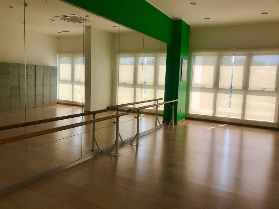 Apartment Simple Seaview Near Ciq 2b2b